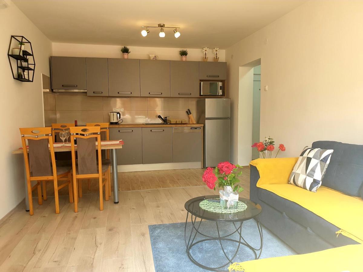 Apartment Mon Cheri-Located In A Quiet Neighbourhood Near Beaches Free Parking Пула Экстерьер фото