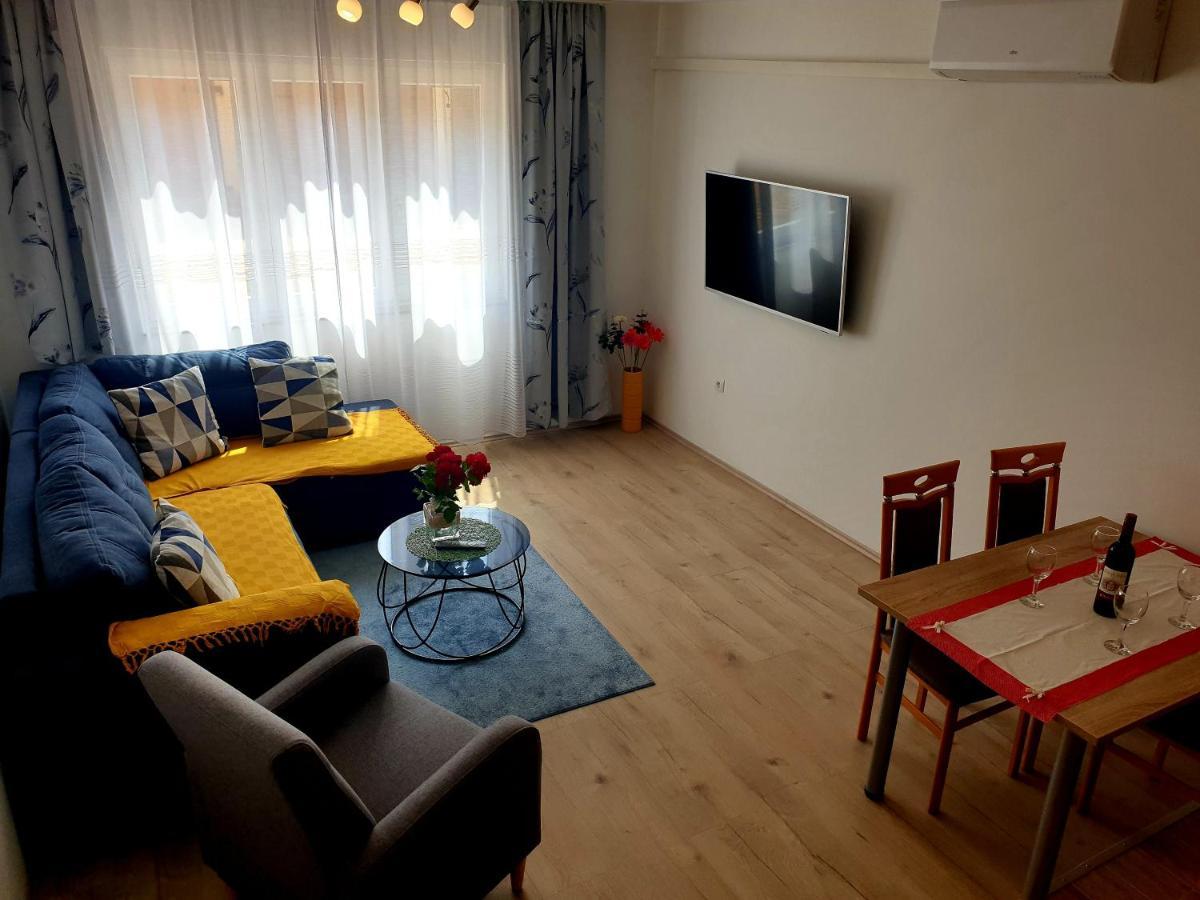 Apartment Mon Cheri-Located In A Quiet Neighbourhood Near Beaches Free Parking Пула Экстерьер фото